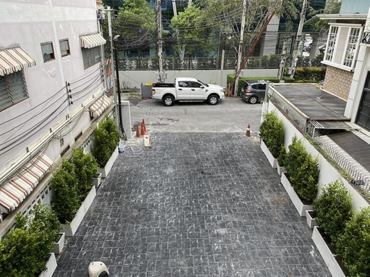 Anwari Hotel Bangkok Bagian luar foto