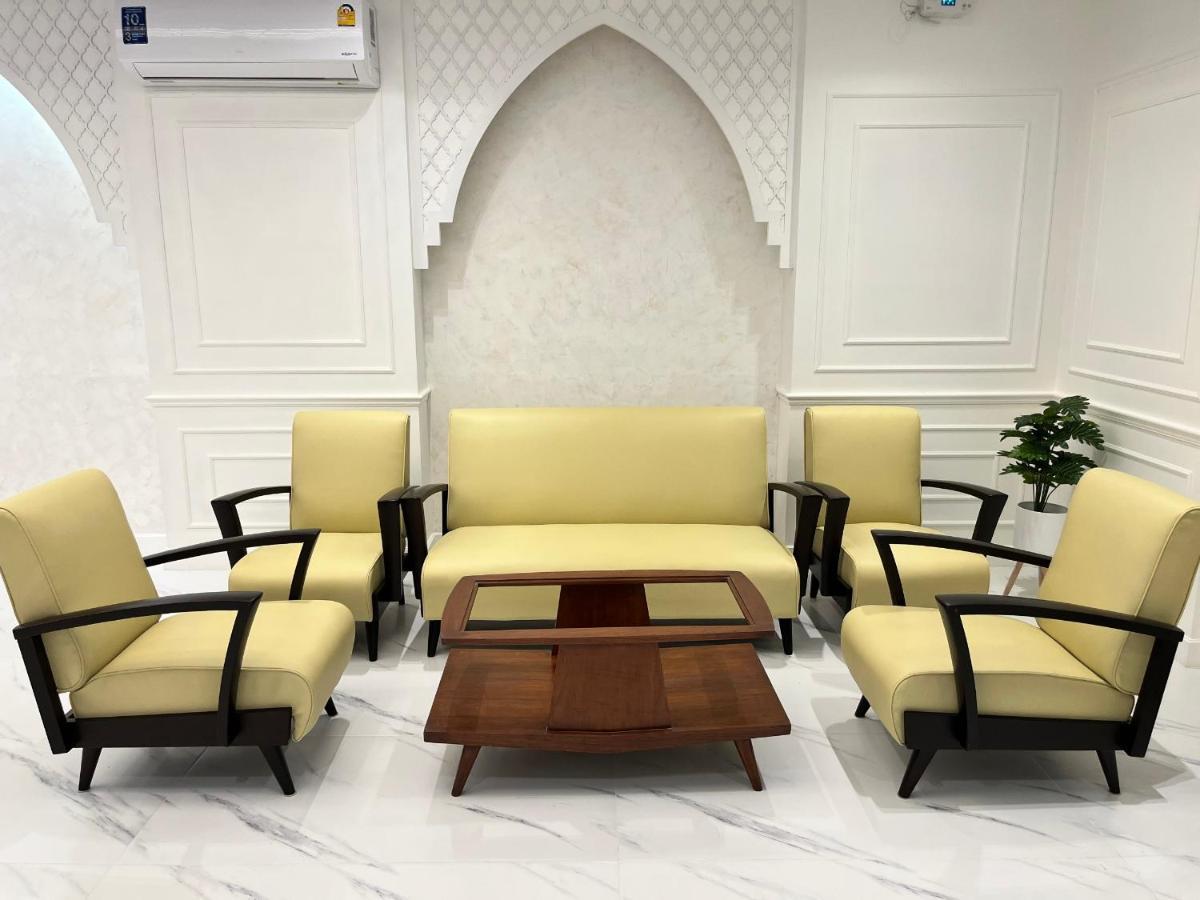 Anwari Hotel Bangkok Bagian luar foto